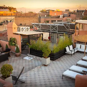 Riad Aix ****